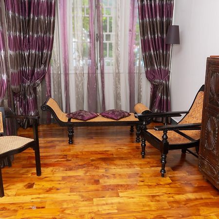 Villa Angelique - Hotel Classe Monument Historique Сен Дьони Екстериор снимка