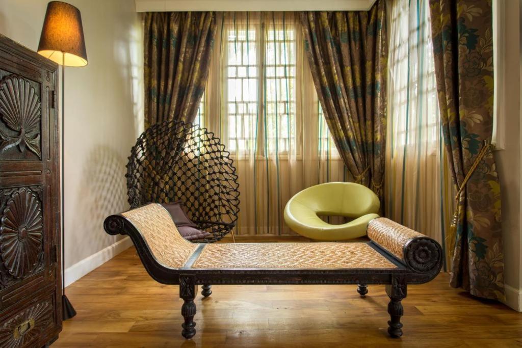 Villa Angelique - Hotel Classe Monument Historique Сен Дьони Екстериор снимка
