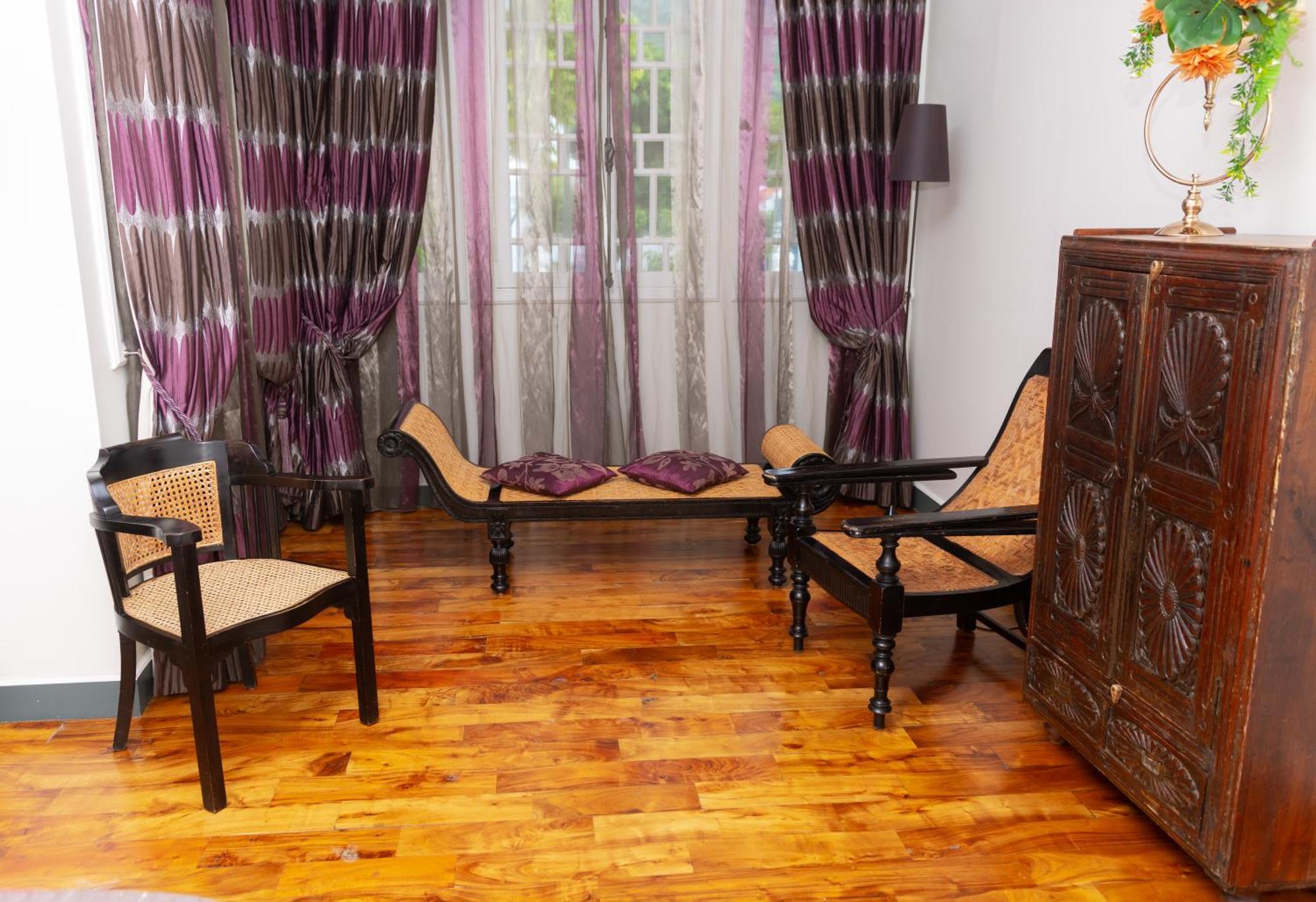 Villa Angelique - Hotel Classe Monument Historique Сен Дьони Екстериор снимка