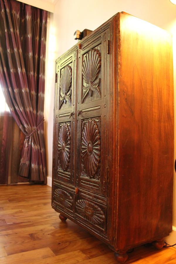 Villa Angelique - Hotel Classe Monument Historique Сен Дьони Екстериор снимка