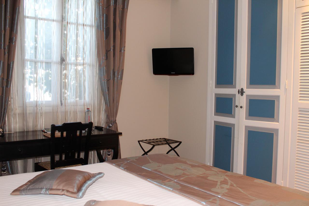 Villa Angelique - Hotel Classe Monument Historique Сен Дьони Екстериор снимка