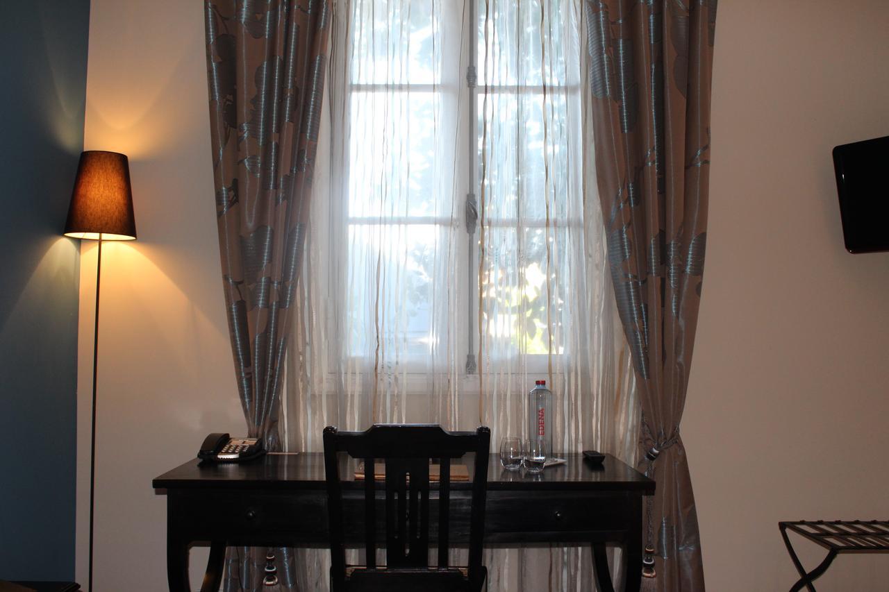 Villa Angelique - Hotel Classe Monument Historique Сен Дьони Екстериор снимка